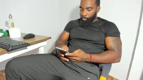 shakur online show from December 15, 8:17 pm