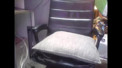 freewilly9188 online show from April 26, 3:31 pm