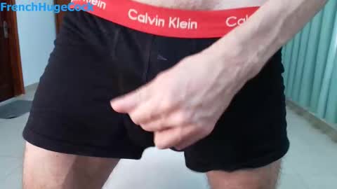 Manson FrenchHugeCock online show from October 23, 11:51 pm