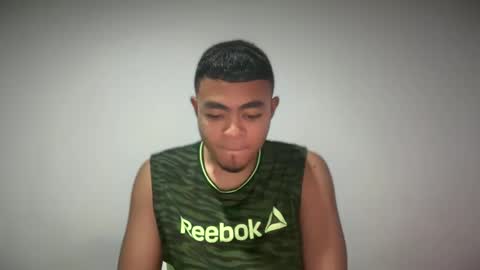 Snapshot of freyva_ chatting on February 3, 5:18 am freyva_ online show from February 3, 5:18 am