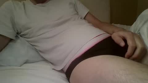 friendly_frank_18 online show from April 20, 11:51 pm