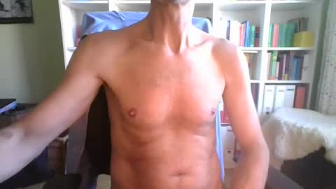 Snapshot of frisco69 chatting on December 31, 1:19 pm frisco69 online show from December 31, 1:19 pm