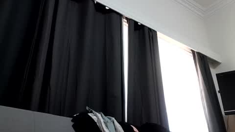 Pizzaz online show from December 7, 3:14 am