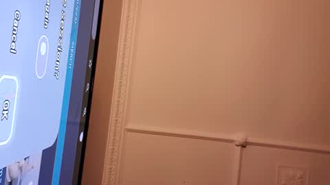 Pizzaz online show from January 18, 5:15 pm