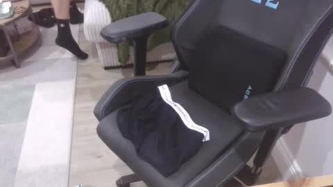 funkybits online show from February 25, 5:47 pm