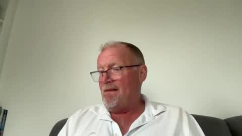 Snapshot of funtime88888 chatting on October 29, 11:24 am funtime88888 online show from October 29, 11:24 am