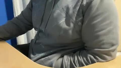 fuzitzu2 online show from February 6, 7:40 pm