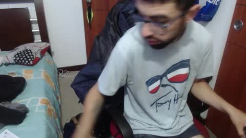 andrew online show from October 25, 1:24 pm