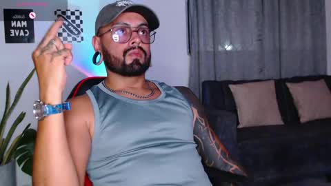 Miguel Angel online show from March 8, 2:59 am