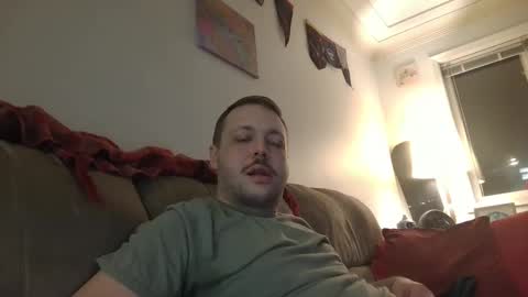 Snapshot of g_c091 chatting on February 17, 9:56 am G online show from February 17, 9:56 am