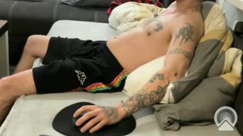 Mitch online show from February 18, 3:21 am