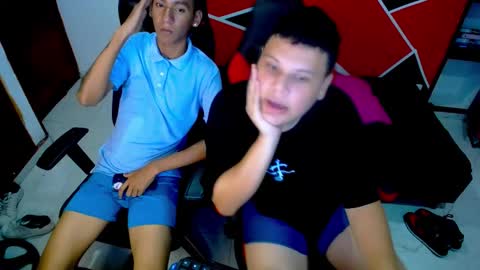 GABI AND FELIPE online show from March 12, 9:44 pm