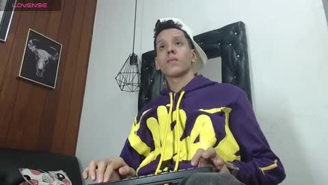 Gabo online show from February 8, 3:52 am