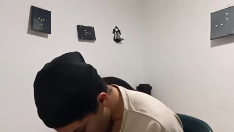 Snapshot of gadiel_sex chatting on October 14, 11:12 pm gadiel_sex online show from October 14, 11:12 pm