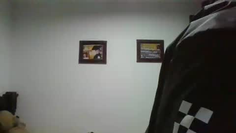 Snapshot of gadiel_sex chatting on February 28, 11:23 pm gadiel_sex online show from February 28, 11:23 pm