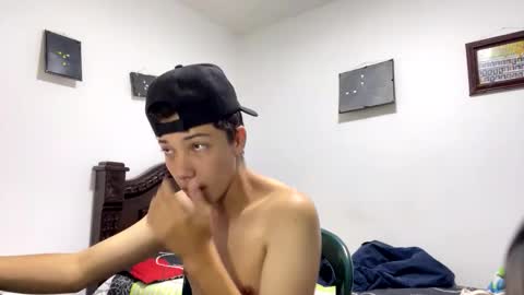 gadiel_sex online show from October 27, 8:00 pm