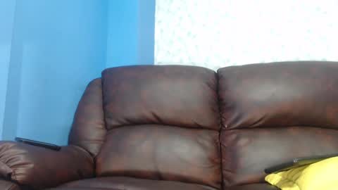 Snapshot of gadiel_sex chatting on February 12, 12:55 pm gadiel_sex online show from February 12, 12:55 pm