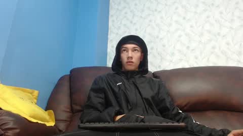 Snapshot of gadiel_sex chatting on February 13, 12:11 pm gadiel_sex online show from February 13, 12:11 pm