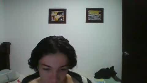 Snapshot of gadiel_sex chatting on March 7, 3:19 am gadiel_sex online show from March 7, 3:19 am