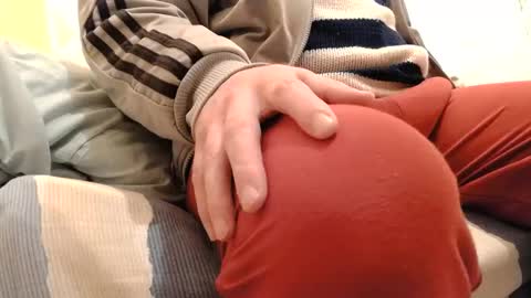 Snapshot of gae89tano chatting on December 31, 8:59 am gae89tano online show from December 31, 8:59 am
