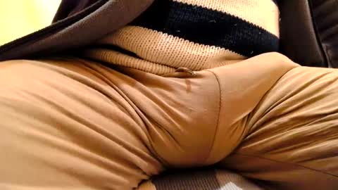 Snapshot of gae89tano chatting on March 10, 10:13 pm gae89tano online show from March 10, 10:13 pm