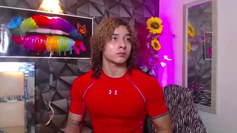 Snapshot of gael__david chatting on March 1, 3:21 am Gael online show from March 1, 3:21 am