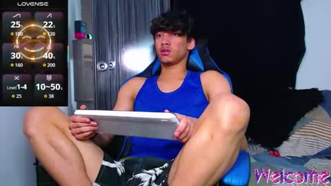 gael_jones online show from December 20, 4:52 am