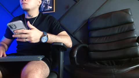 Gael Williams online show from December 30, 6:05 pm