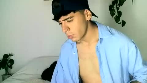 Gael Garca online show from February 21, 6:36 am