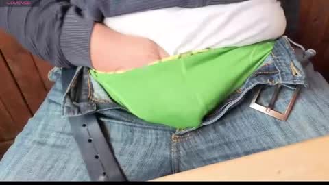 Stutzen online show from April 21, 2:23 pm