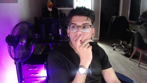 Gabriel online show from March 30, 6:03 am