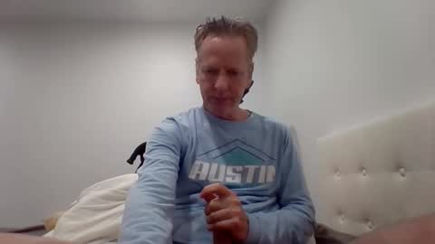 gamerboy200 online show from April 2, 1:19 pm