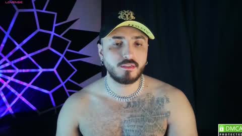 Snapshot of garbel09 chatting on January 9, 6:17 am Chris Dont forget to gift me thumb up Its very important to me and makes me happy AF online show from January 9, 6:17 am
