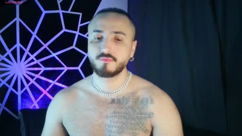 Snapshot of garbel09 chatting on January 20, 6:21 am Chris Dont forget to gift me thumb up Its very important to me and makes me happy AF online show from January 20, 6:21 am