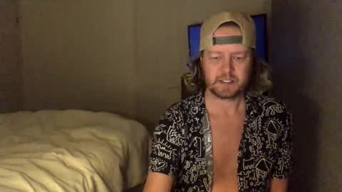 Snapshot of gcsurfer81 chatting on September 14, 9:11 am gcsurfer81 online show from September 14, 9:11 am