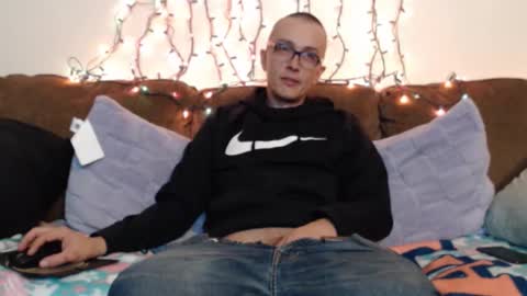 G online show from November 16, 4:09 pm