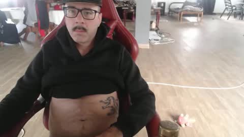 geequality99 online show from November 30, 1:13 pm