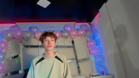 Genesis online show from October 28, 4:15 am