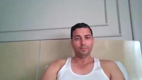 Snapshot of genteldevil chatting on October 16, 9:28 am genteldevil online show from October 16, 9:28 am