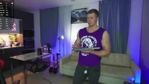 George my Fansly  online show from November 25, 6:32 pm