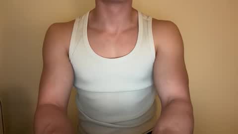 germanhunk123 online show from March 15, 6:25 pm