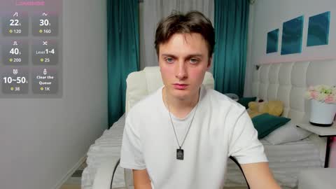 Alex online show from October 24, 6:31 pm