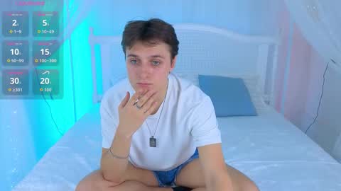 Alex online show from October 28, 10:29 am