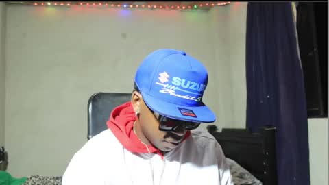 Snapshot of ghettolife2020 chatting on September 19, 12:02 am ghettolife2020 online show from September 19, 12:02 am
