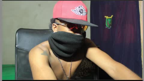 Snapshot of ghettolife2020 chatting on January 18, 9:55 pm ghettolife2020 online show from January 18, 9:55 pm