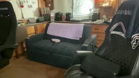 ghostboygbc online show from December 2, 9:12 am