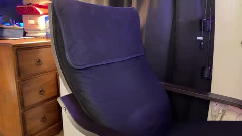 big boy ghost face online show from November 22, 4:34 am