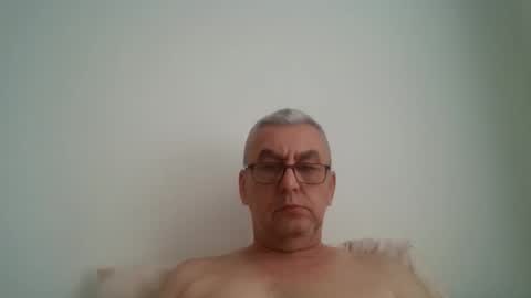 gigi1970 online show from March 19, 1:14 pm