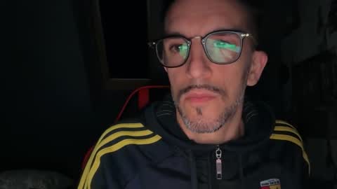 Gigi online show from November 8, 1:42 am