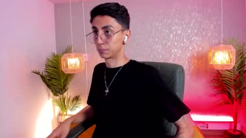 Gio Carangi online show from March 4, 3:35 am